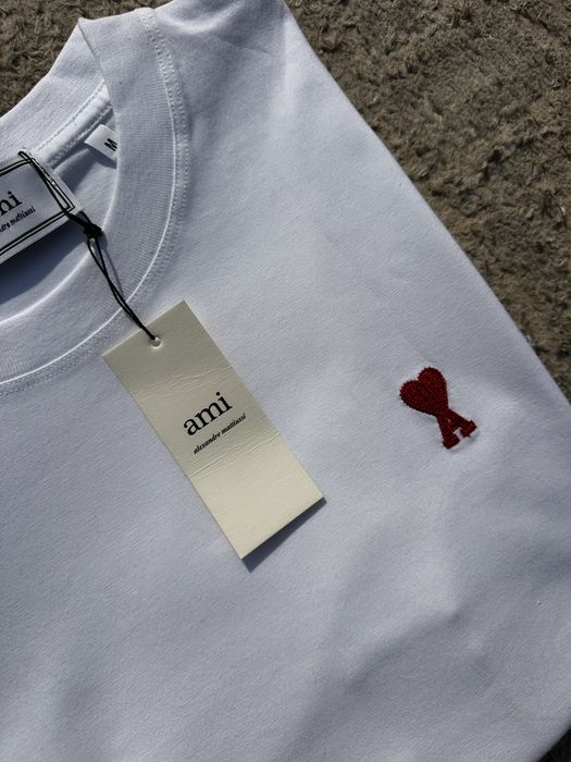 Ami Paris T-Shirt Branca Nova