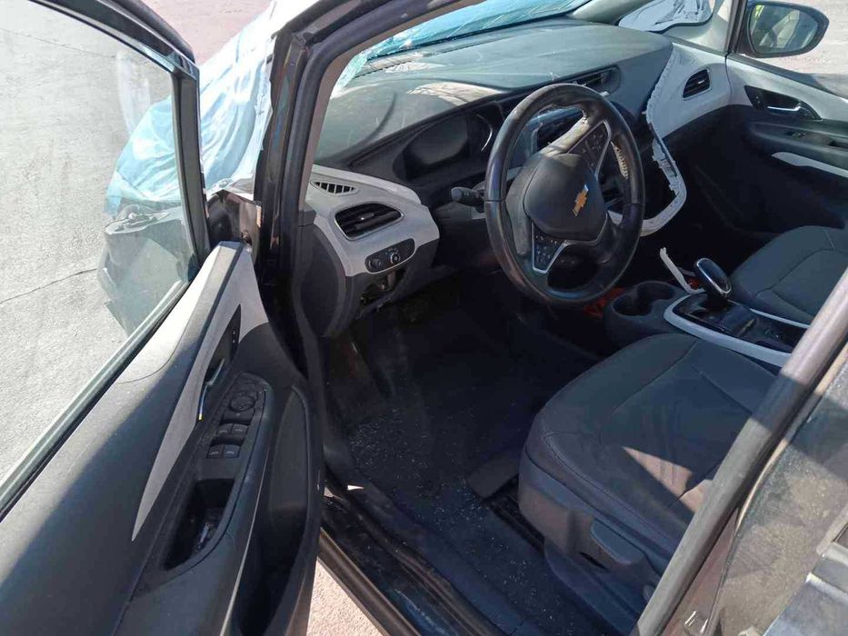 Chevrolet Bolt EV Primer Двері Шевроле Болт колір 633D. 139X.384A