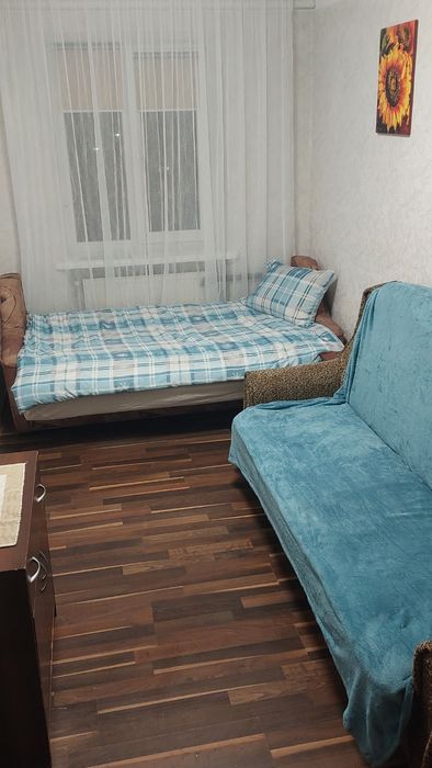 Подобова оренда, 2-х кім .квартира   900 грн. Біля тор. центру МАЙДАН