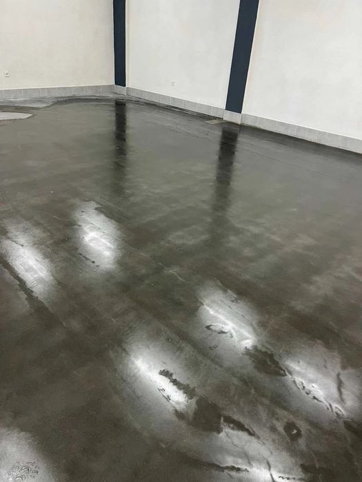 Професійне миття підлоги Будівельний клінінг Миття промислової підлоги