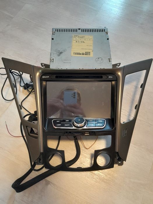 Магнітола sonata yf на запчастини