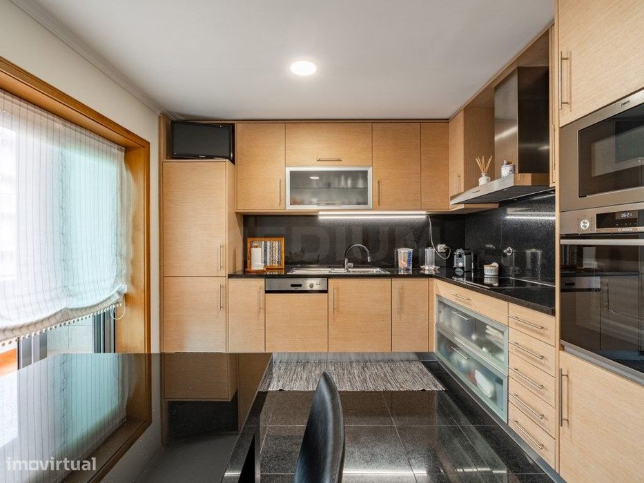 Apartamento T1+1 em Alfena