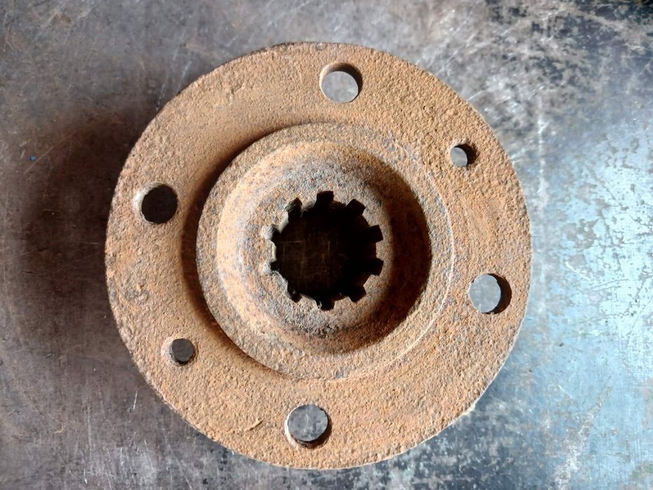 Фланець вторинного валу газ 53, вживаний