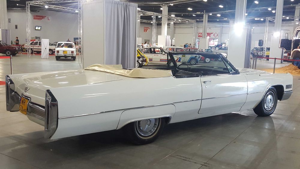 auto auta samochód do ślubu na wesele retro Radom
