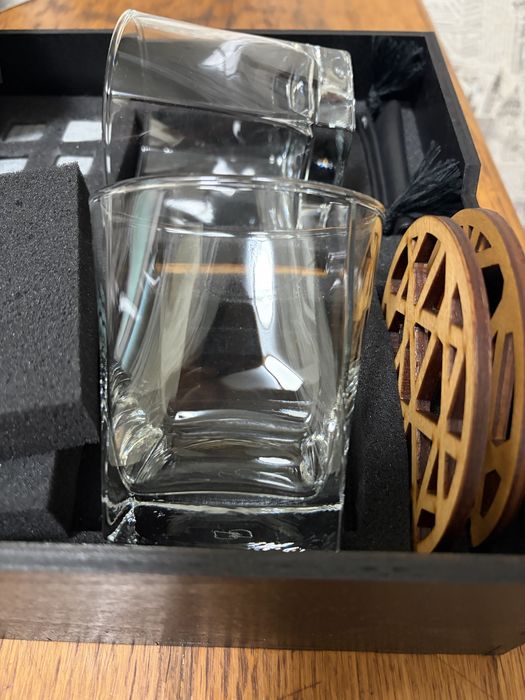 Новий Whisky Stone premium set подарунковий набір склянок та каменів для віскі у ящичку