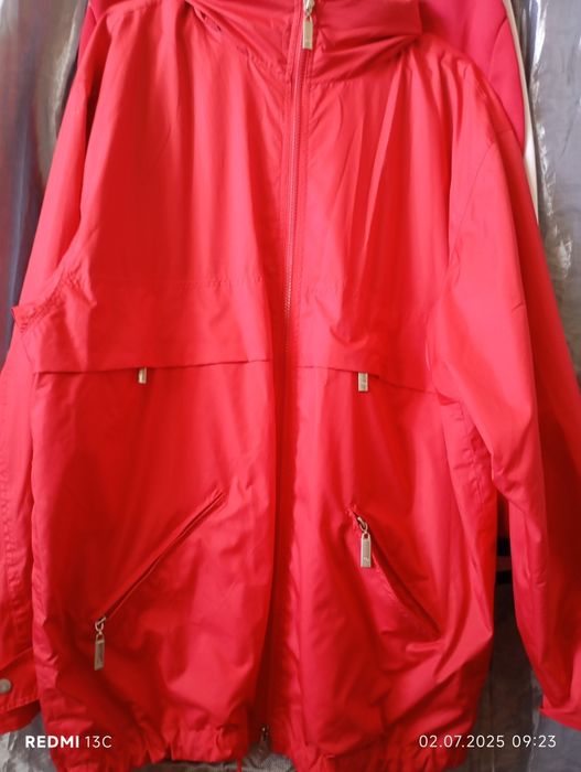 Куртка спортивна унісекс розмір М-L