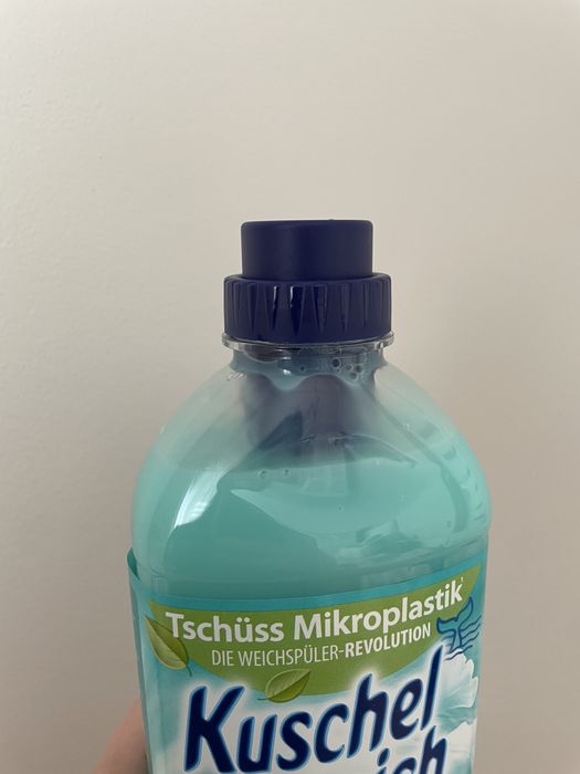 Plyn do prania Kuschel weich + 21 jednorazowych lenor+ 1 perełki lenor