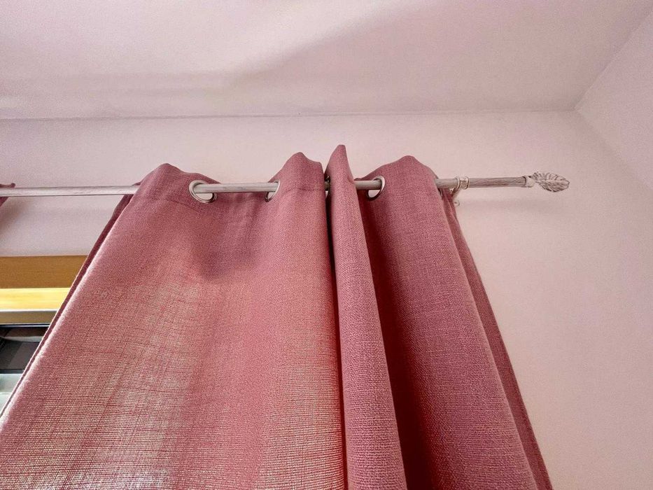 Cortinas Rosa Escuro + Varão + Conjunto 2 terminais [HÔMA]