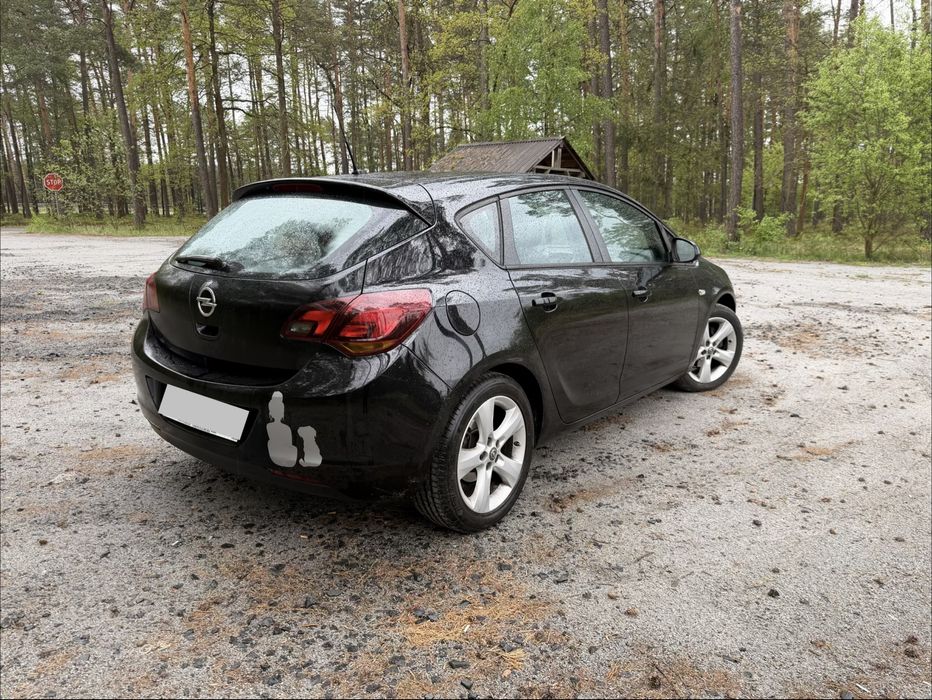 Opel Astra J 1.6 benzyna/lpg