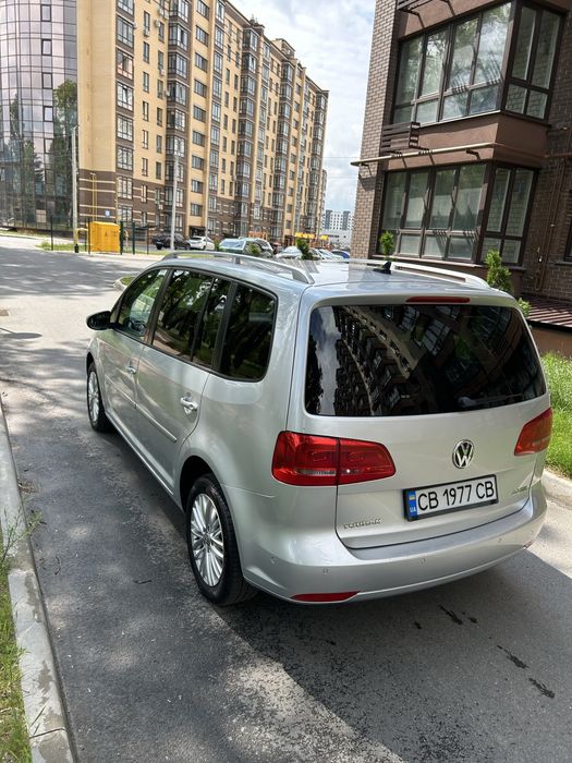 Volkswagen touran 2015 2.0 tdi автомат