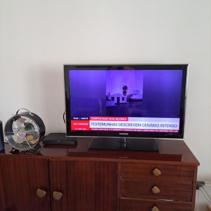TV  Samsung com 40 polegadas
