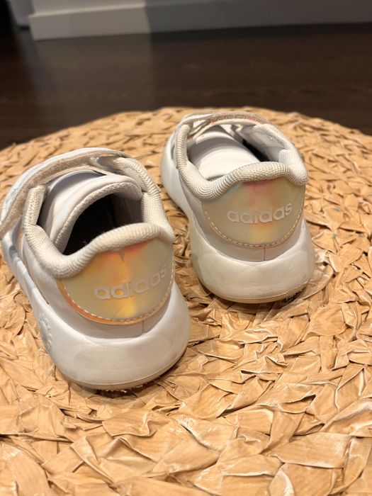 Sapatilhas Adidas 27