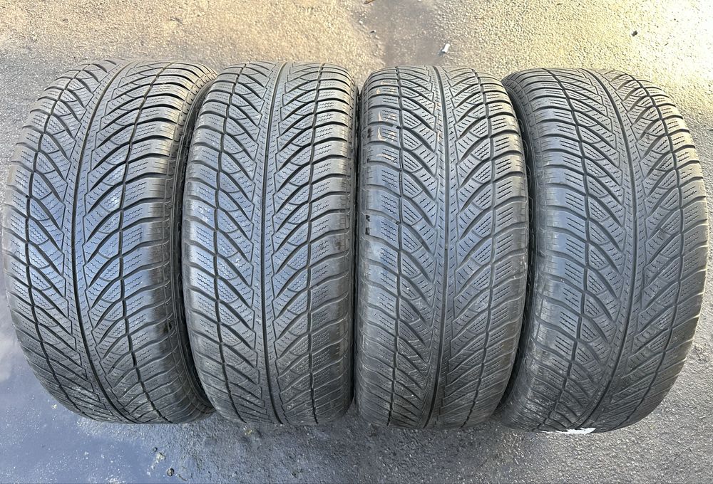 Шини 255 50 19 107V XL Goodyear Ultra Grip Wrangler комплект