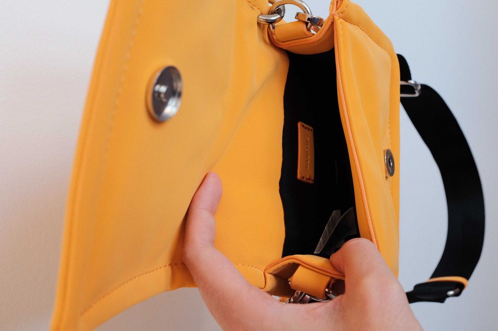 Mala a tiracolo laranja Parfois com alça larga