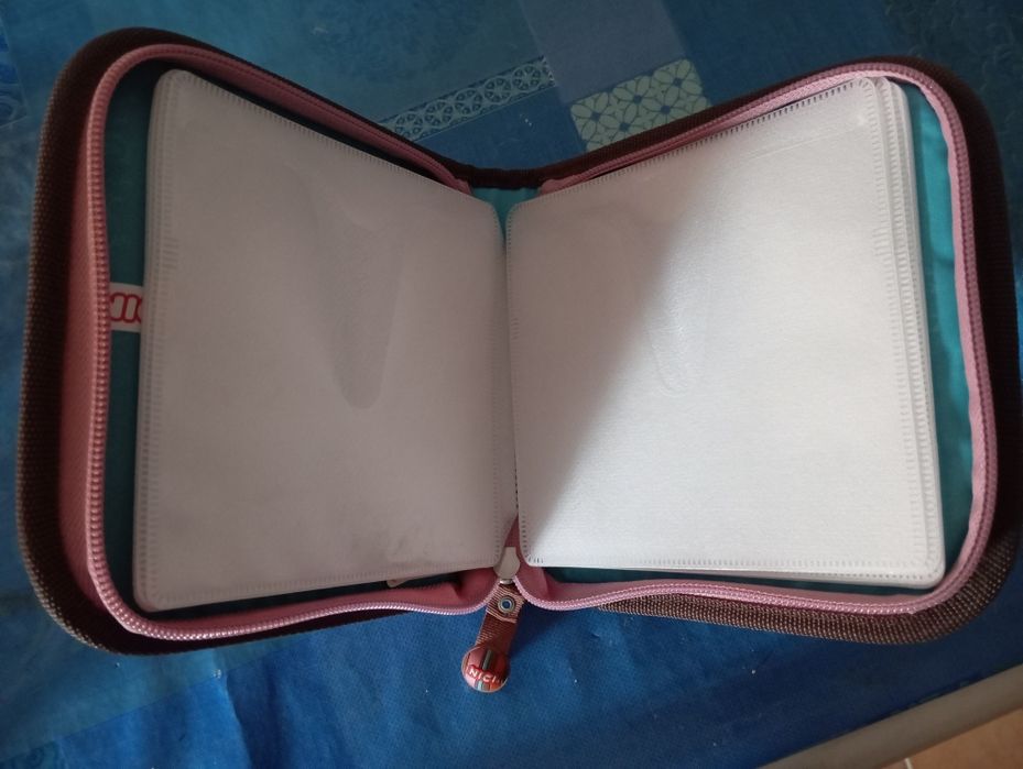 Bolsa CDs Nici em veludo