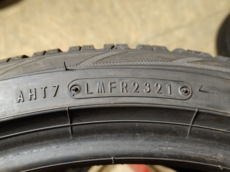 225/40R18 92 W Falken EuroWinter HS01     Z430/20B