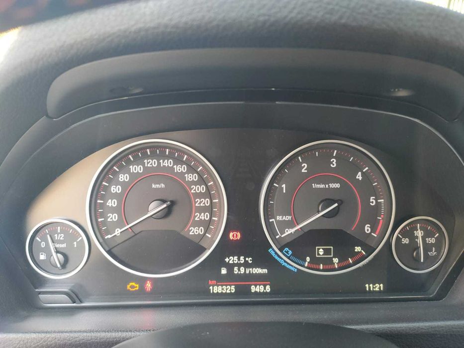 BMW 320d Touring Line LCI Sport 190 CV 2016 - NACIONAL