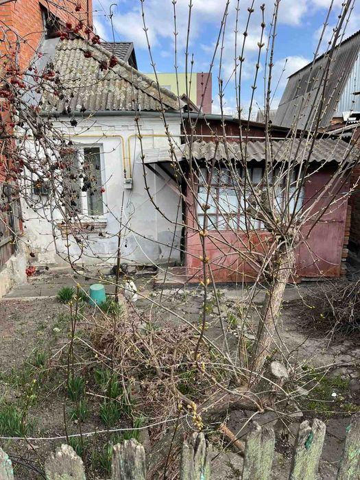 (3) Продам частину будинку р-н Олієжиркомбінату 0756