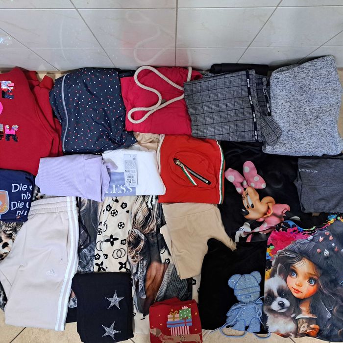 Mega paka-spodnie ADIDAS , bluzy modne ,dres  leginsy 4F ZESTAW 36-38