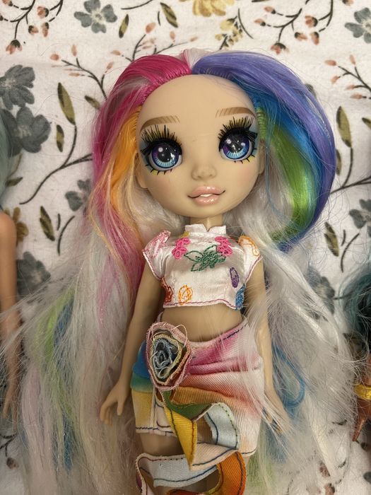 Ляльки для дівчат