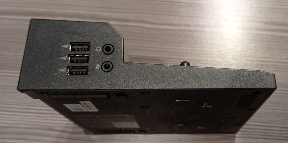 Dell stacja dokująca z zasilaczem 130W PR03X // DVI, D
