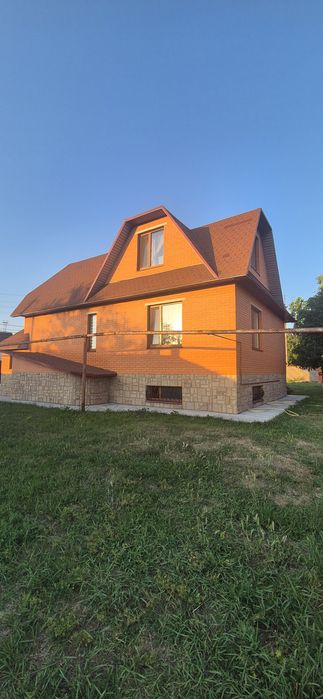 Продається будинок  м. Підгородне