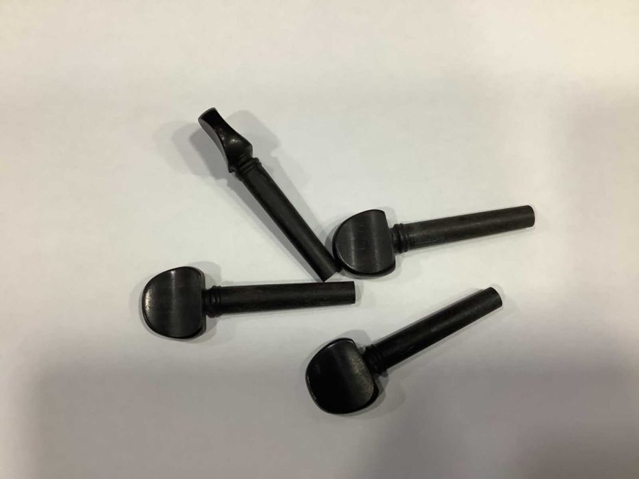 Cravelhas para violino. Novas. Por estrear.