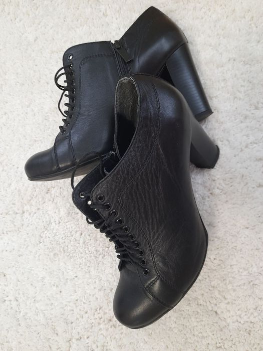 Взуття вживане кожане