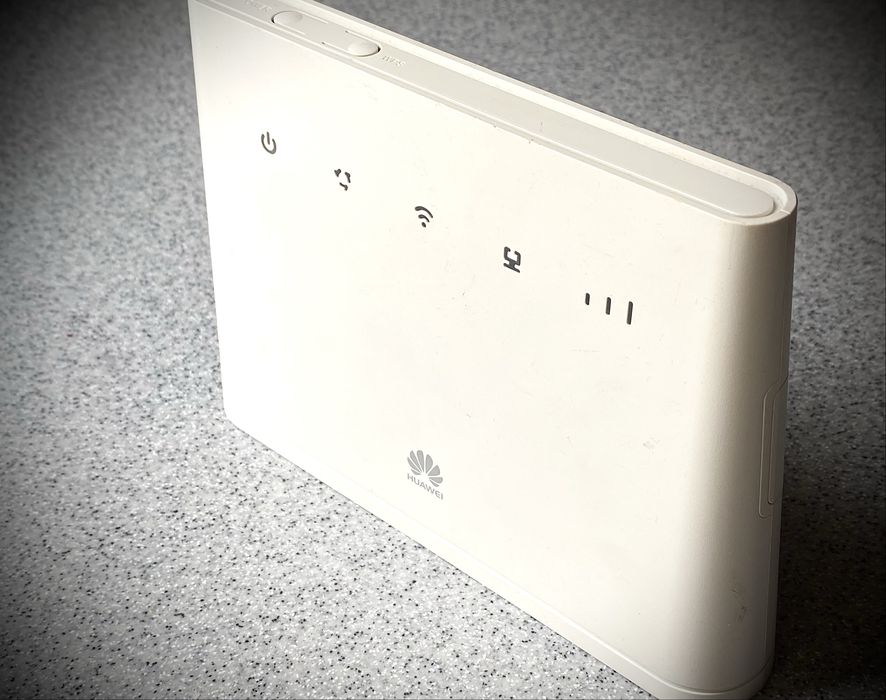 Huawei B311-221 4G/3G Маршрутизатор/роутер/мобильный роутер