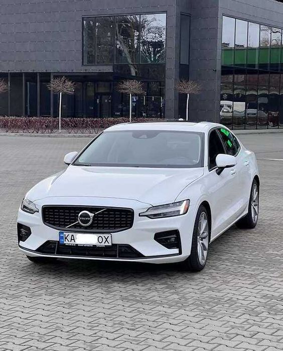 Volvo S60 Momentum 2020