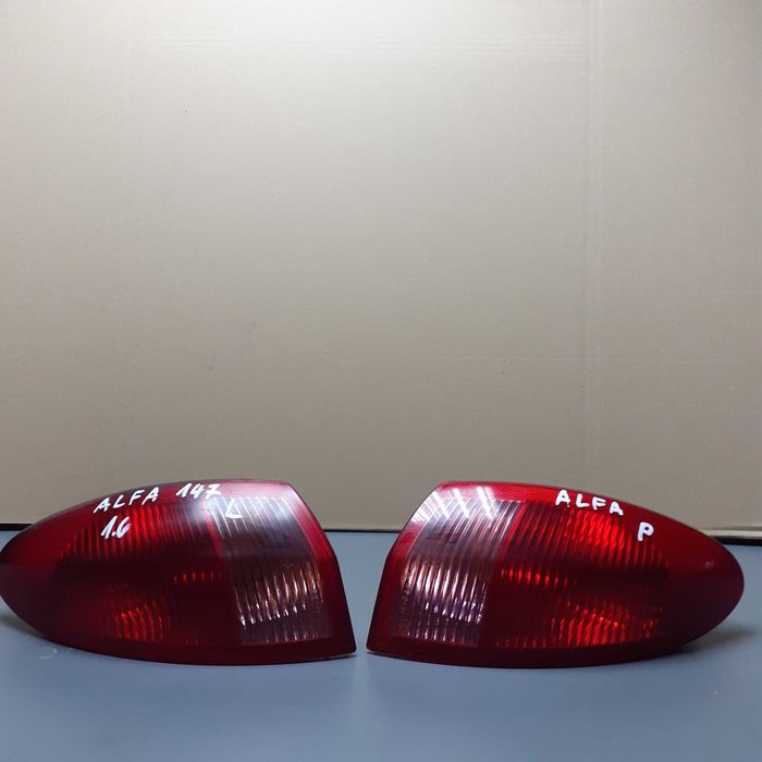 Lampy tylne Alfa Romeo 147