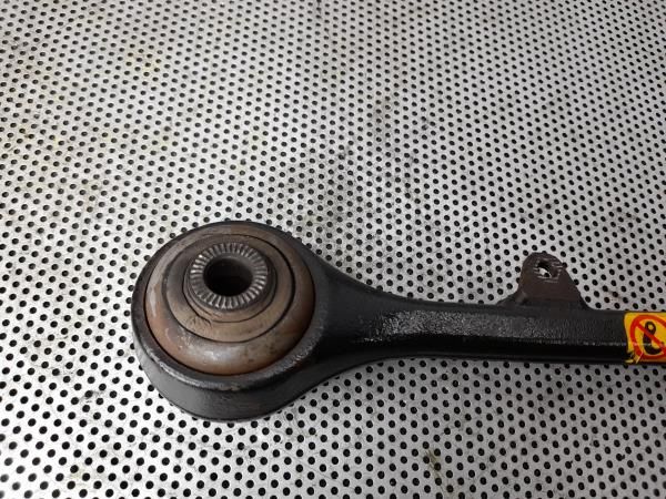 Braço de suspensão frente direito BMW X3 (E83)