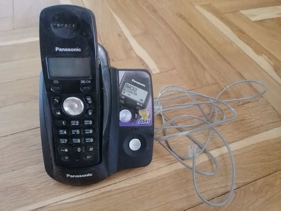 Стаціонарний телефон Panasonic KX-TCD205UA