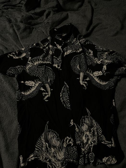 рубашка коротка з драконами нефор