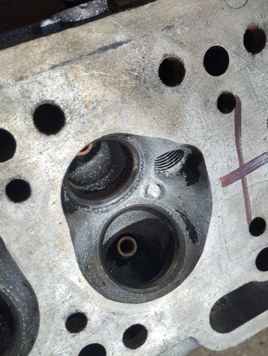 Продам головку блока цилиндров ГБЦ инжектор Mitsubishi 4G15