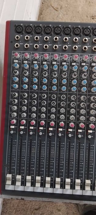 EMIHIページ IMG Stage Line MMX-82UFX oraz PMX-122FX: zoptymalizuj dźwięk z