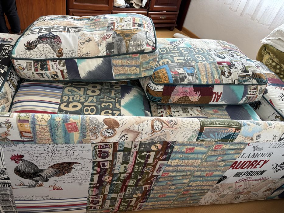 Sofá Patchwork IKEA – Único