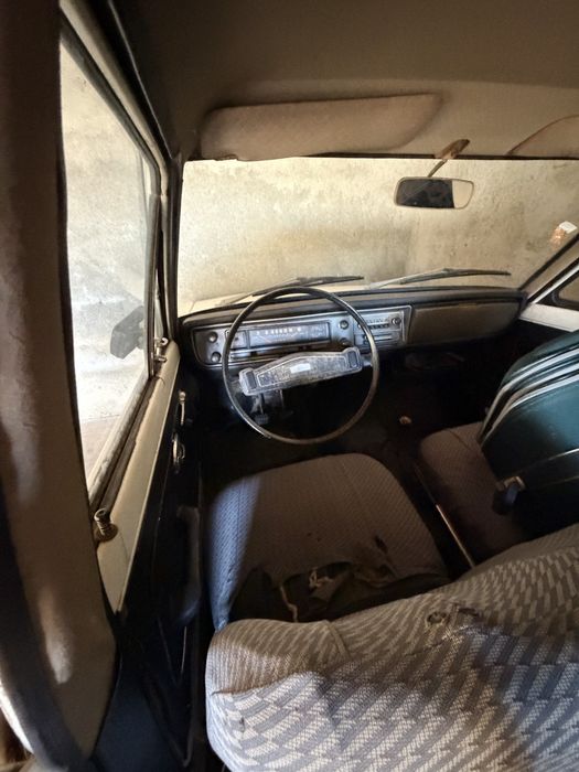 Datsun 1200 Deluxe