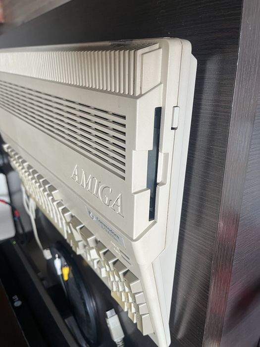 Commodore Amiga 500 Plus Cartoon Classics UK