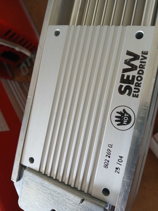 Falownik SEW Movitrack 0,75 kw