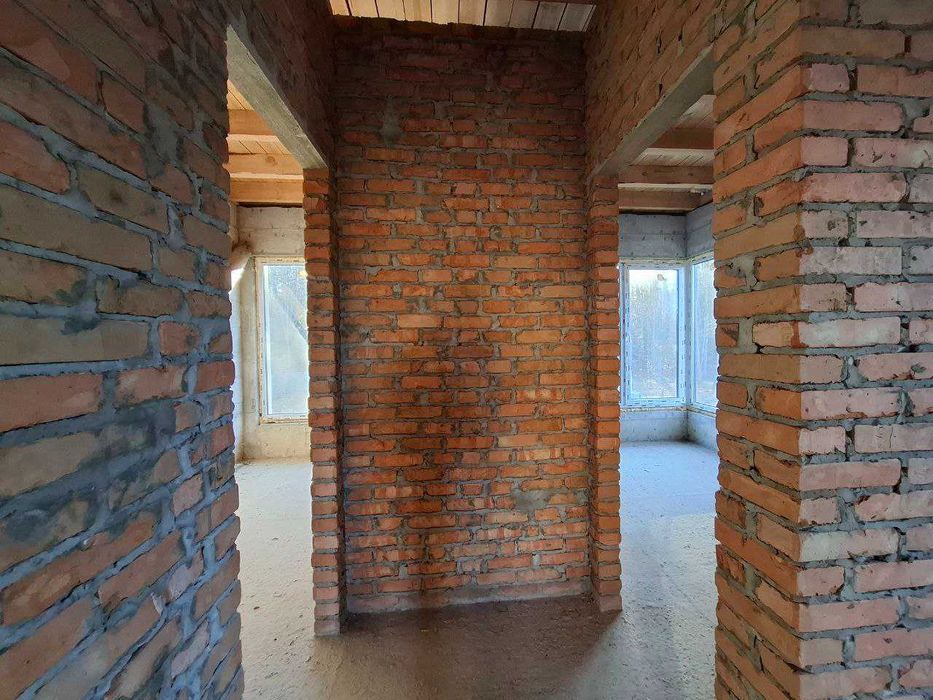 Продаж будинку з двох дуплексів 190,5м², 10 соток, вулиця М. Чалого 47а