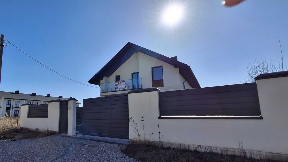 Продається будинок Крихівці, 145 м2, 6,5 сотих, комунікації, місто