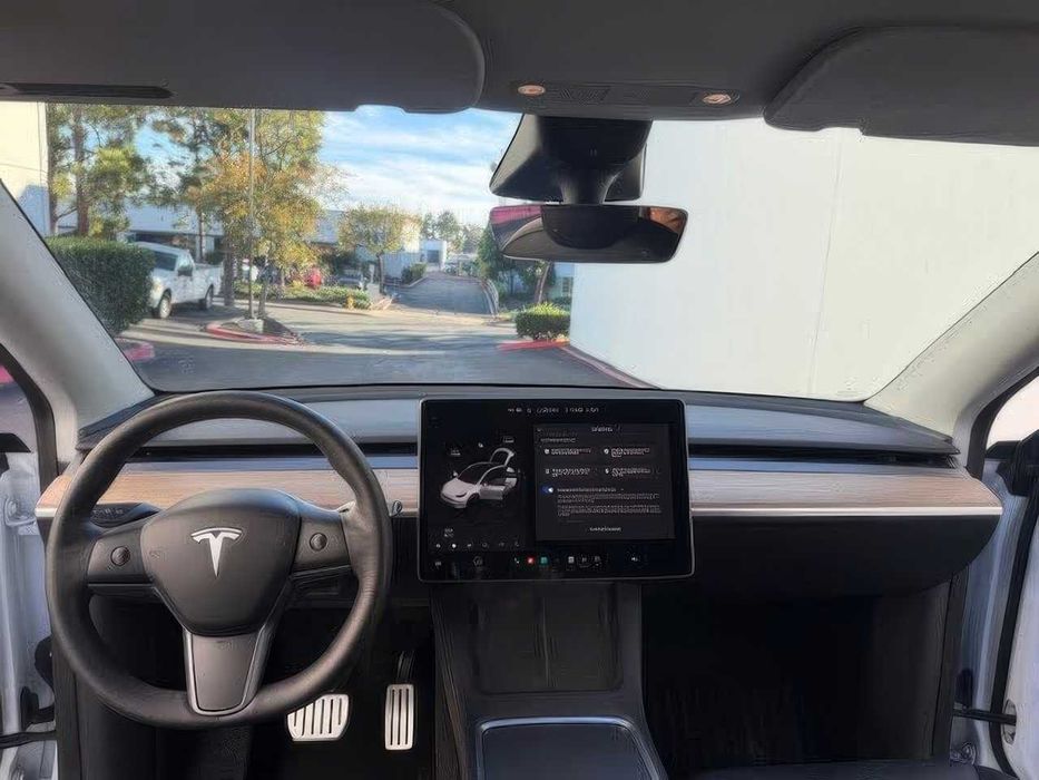 Tesla Model Y Performance      2022