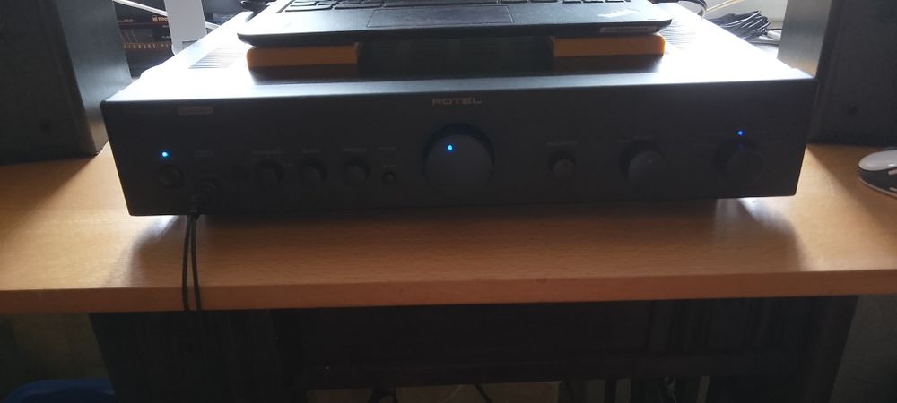 Wzmacniacz ROTEL+kolumny DENON+laptop