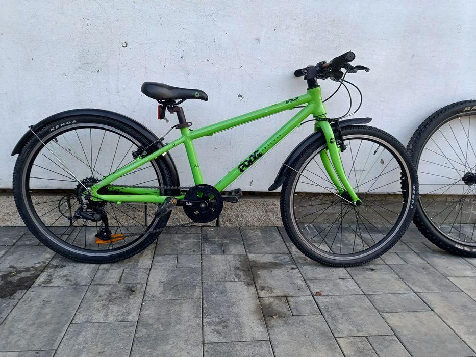 Rower dziecięcy Frog model 62 ultra lekki koła 24 cale