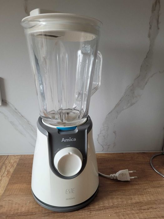 Blender kielichowy Amica BTK 3012