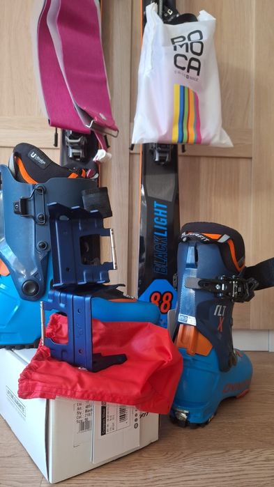 Narty Dynafit black light