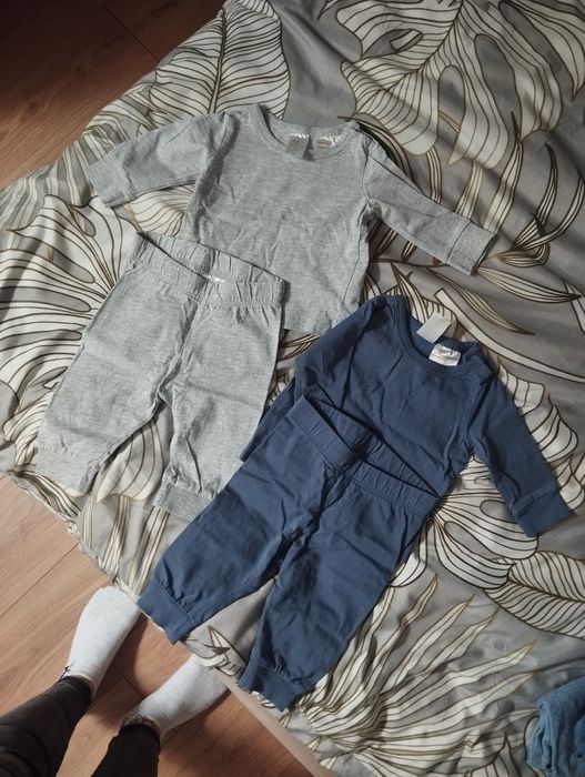 2x bawełniana piżamka chłopięca HM r.50