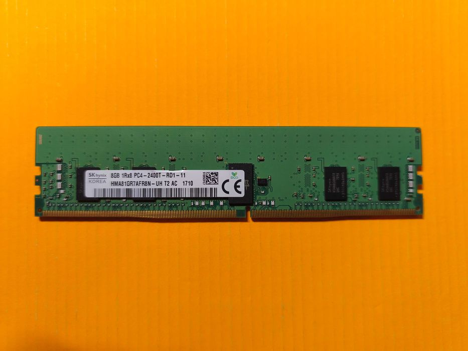 SK hynix 8GB ECC DDR4 2400 PC4-19200R Reg серверная