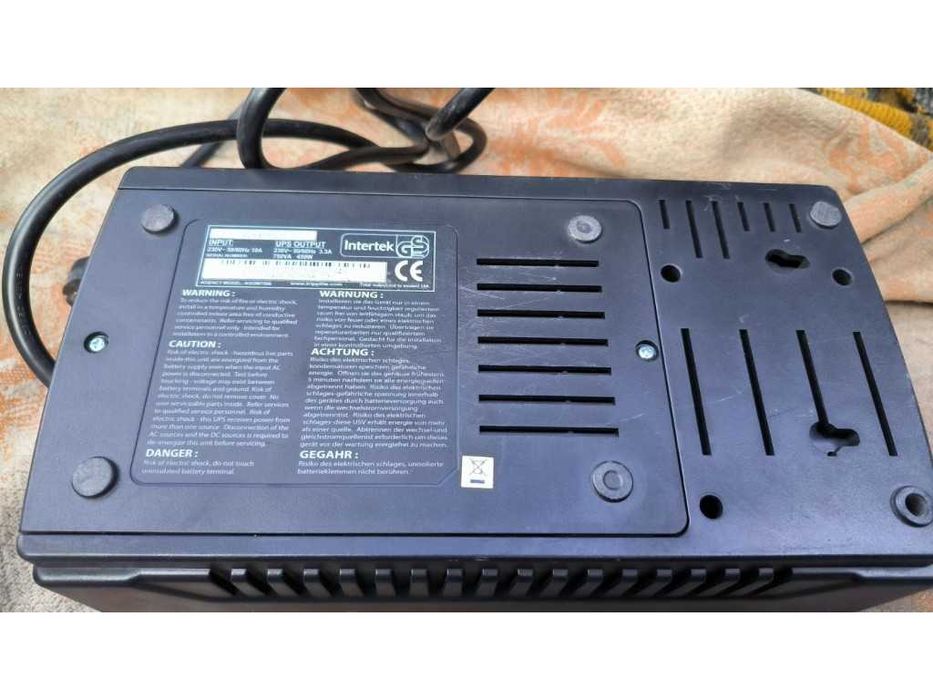 Бесперебійники ИБП UPS TRIPP-LITE AVRX750UD 750Ва не робочі